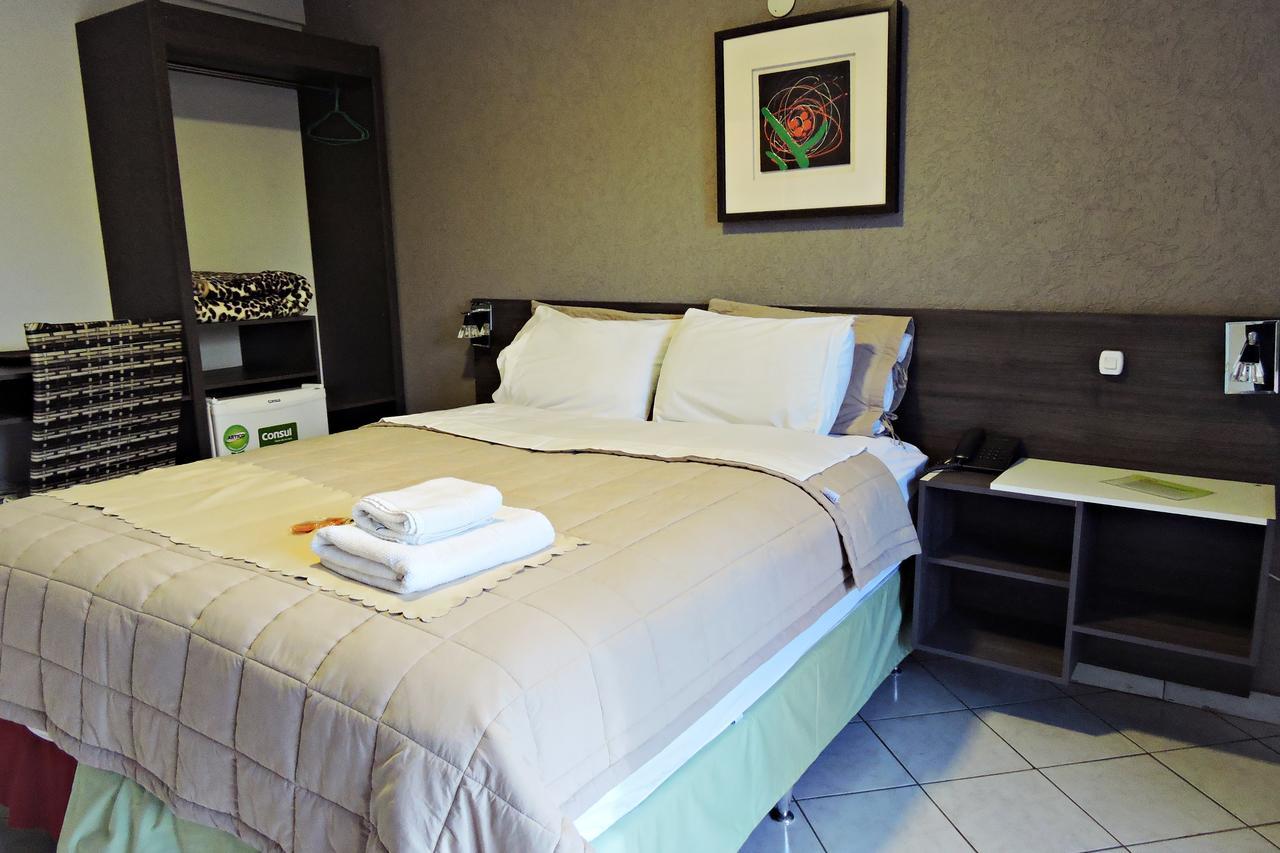 Hotel Piro'Y Presidente Franco エクステリア 写真